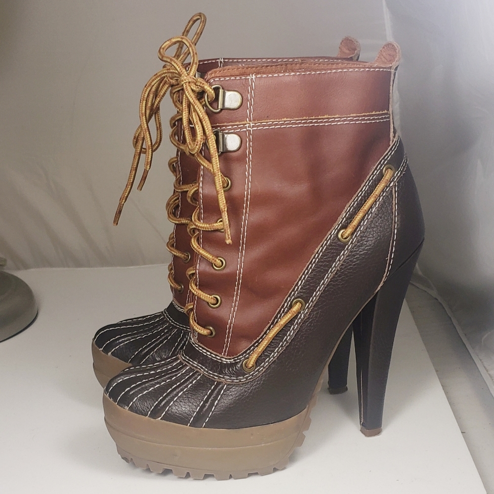 Steve Madden Mallard Boots